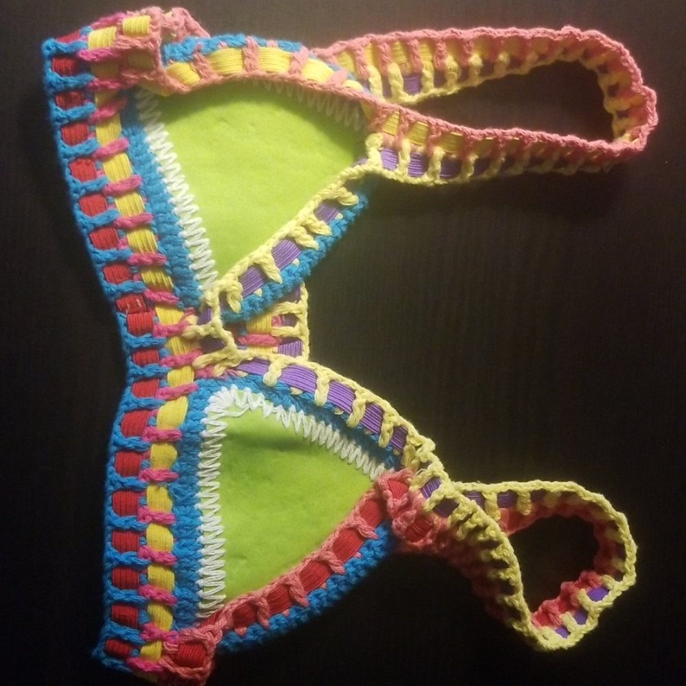 Bikinni - Picture 4 of 6